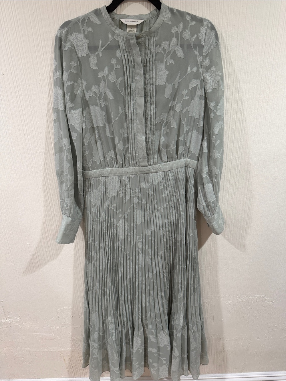 Club Monaco Light Sage Floral Pleated Long-Sleeve Midi Dress